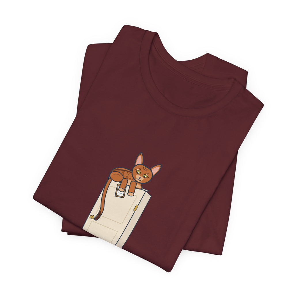 Abyssinian Cat T-Shirt - Supervises From the Top of the Door Funny Aby Cat Tee