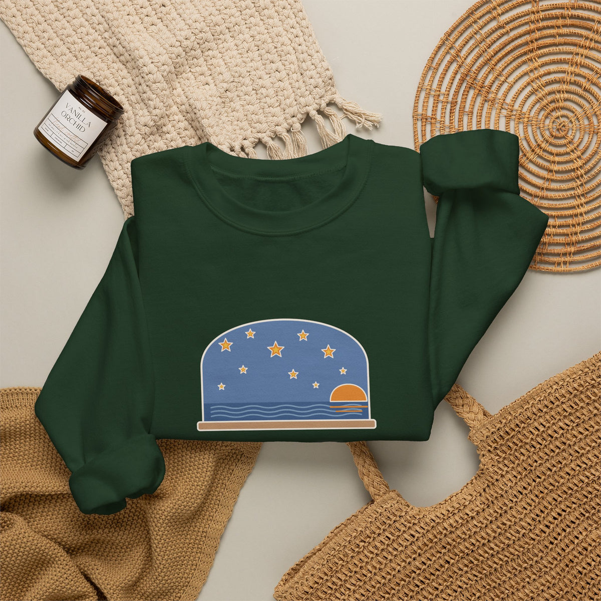 But Never Doubt I Love Sweatshirt, Love Shakespeare Quote Crewneck with Fiery Stars at Sea