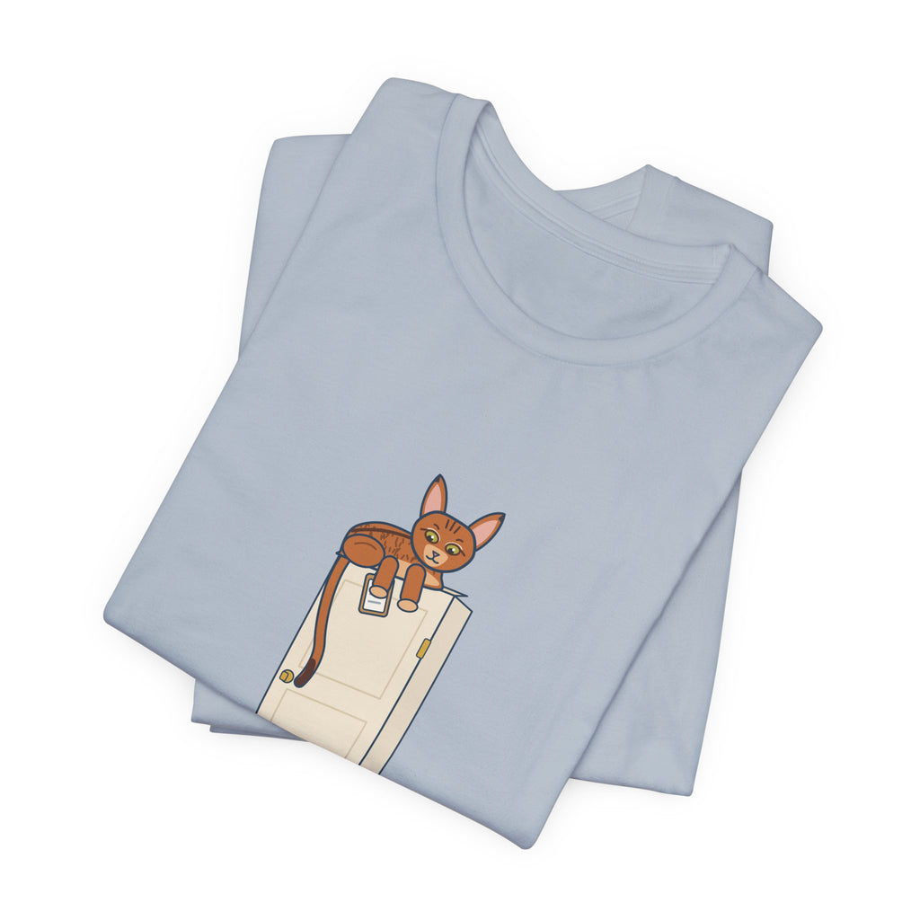 Abyssinian Cat T-Shirt - Supervises From the Top of the Door Funny Aby Cat Tee